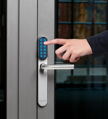 廣龍鑫安防：一站式安裝監控服務，專業設備+技術+售后全程護航