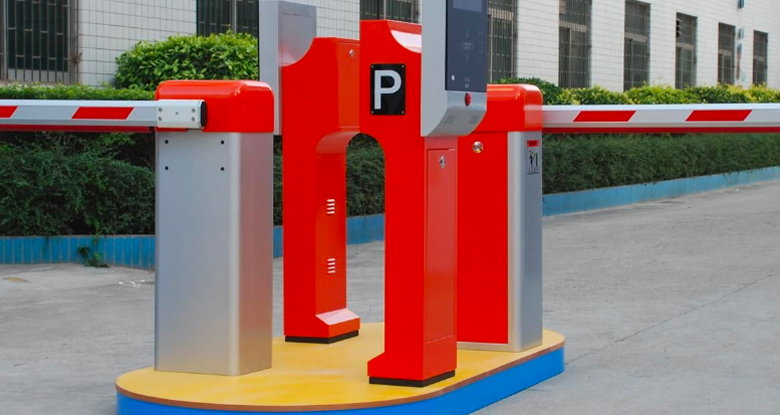 廣龍鑫：停車場安裝監控服務