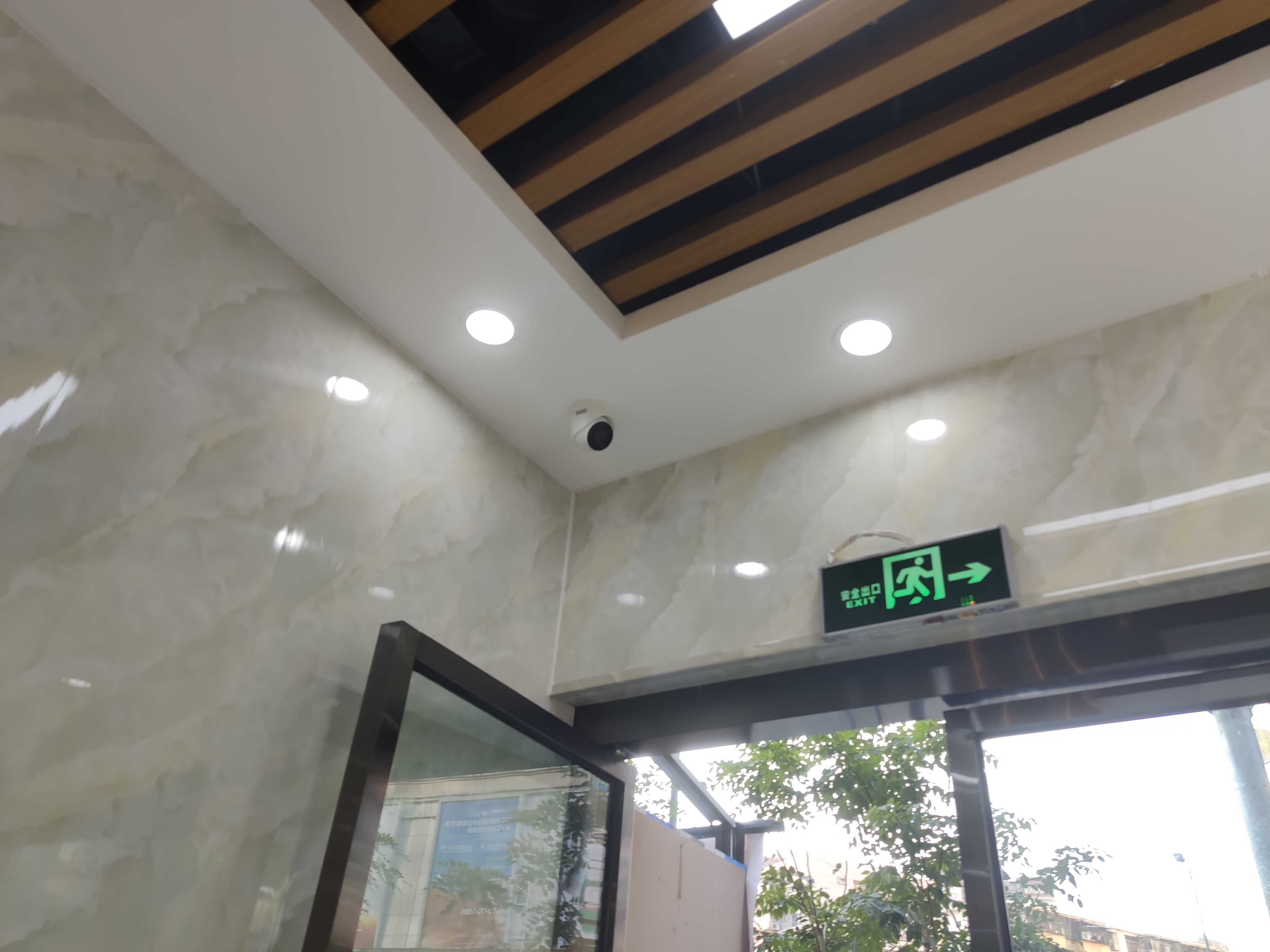 廣龍鑫:驚天曝光！老人監控成“奪命陷阱”，百萬人中招